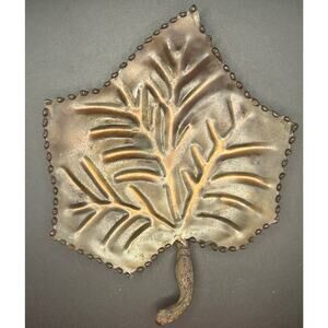 Vintage Enameled 3 Footed Gold Metal Leaf Shaped Small Trinket Jewlery Key Tray